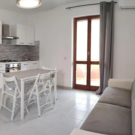 A 2 Passi Dal Mare Apartment *
